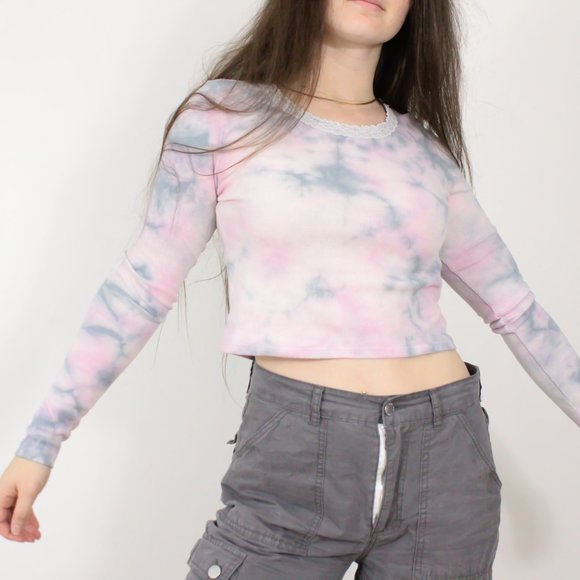 *American Eagle Lace Neckline Tie Dye Thermal Waffle Knit Crop Top Long Sleeve - Picture 1 of 6